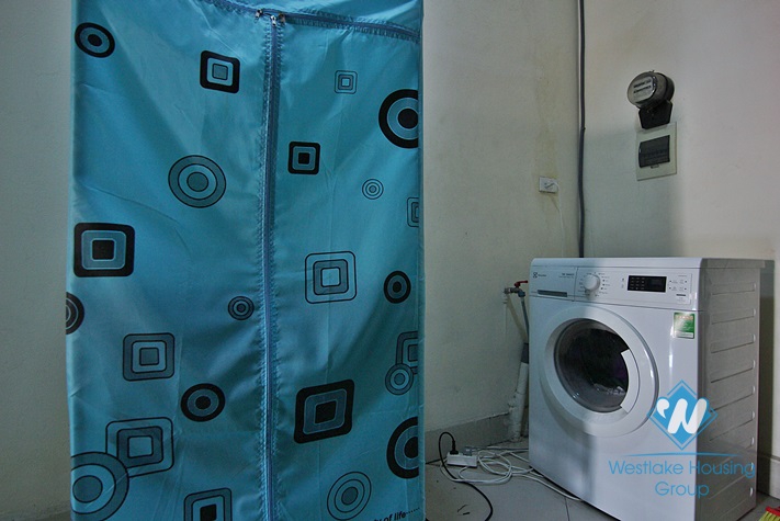 BEST DEAL $450 2-BEDROOM APARTMENT FOR RENT ON AU CO STR.